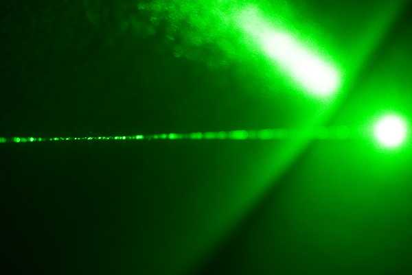 Using lasers to correct vision